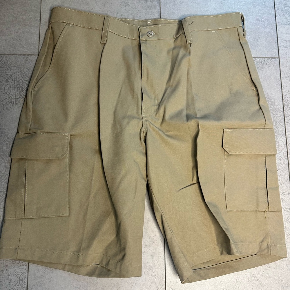 Red Kap shorts